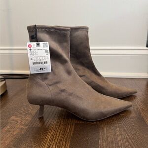 NWT Zara Light Brown/Taupe Kitten Heeled Sock Boots